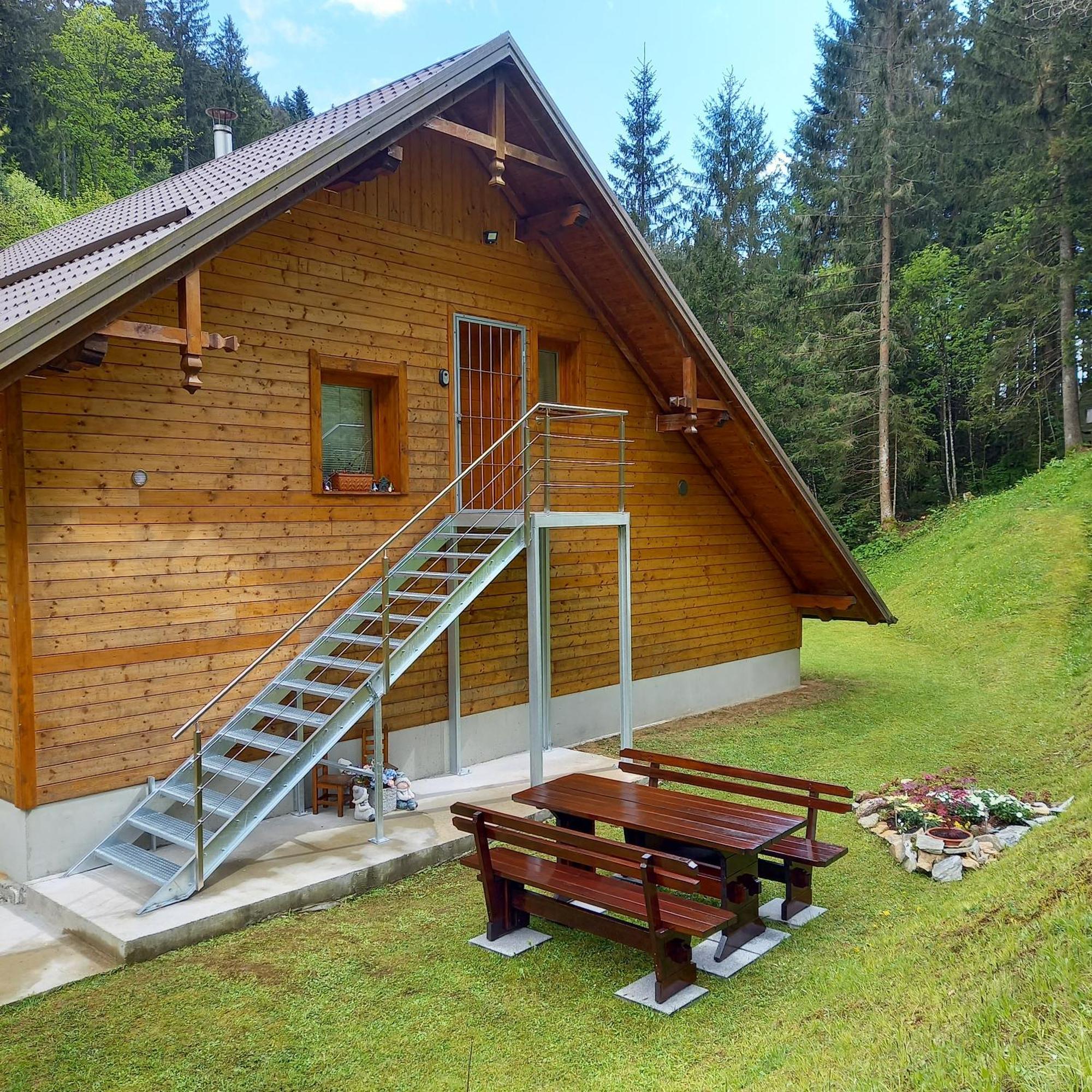 Hisa Lunna - Apartments In A Forest Paradise Vitanje Eksteriør billede
