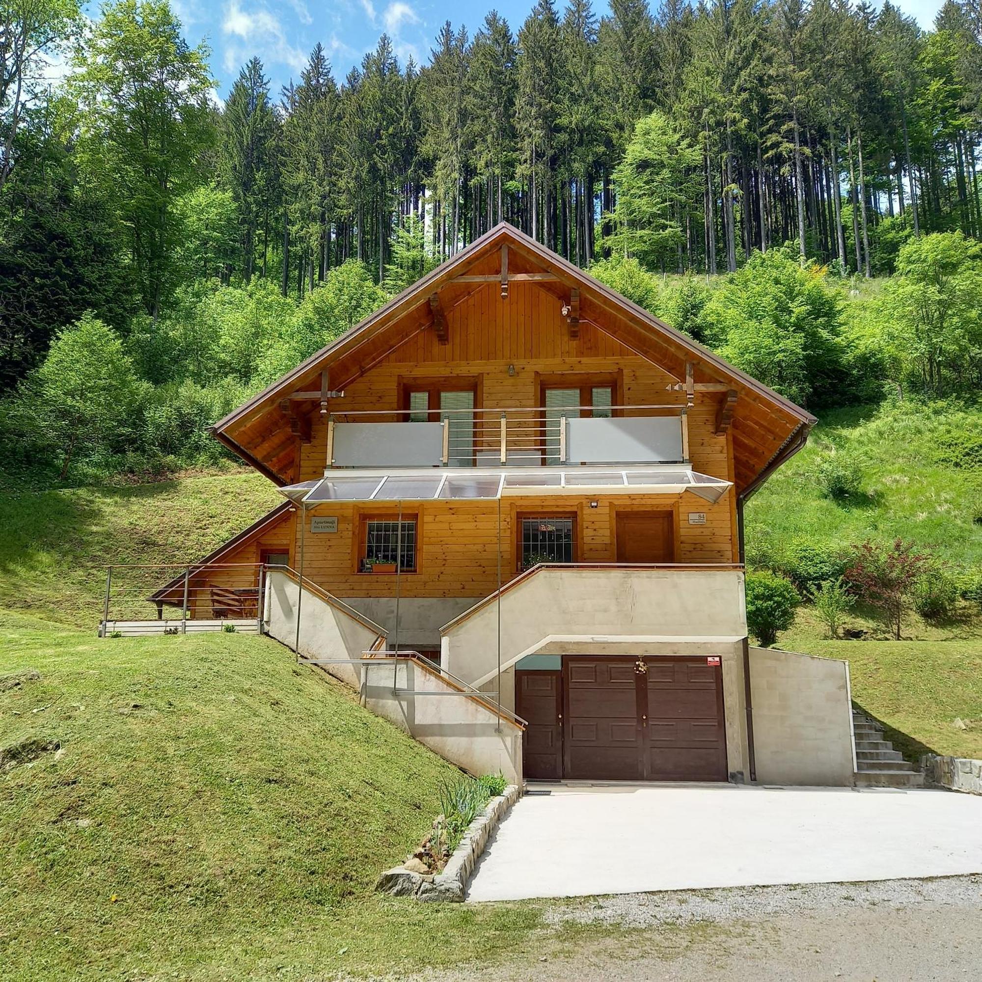 Hisa Lunna - Apartments In A Forest Paradise Vitanje Eksteriør billede